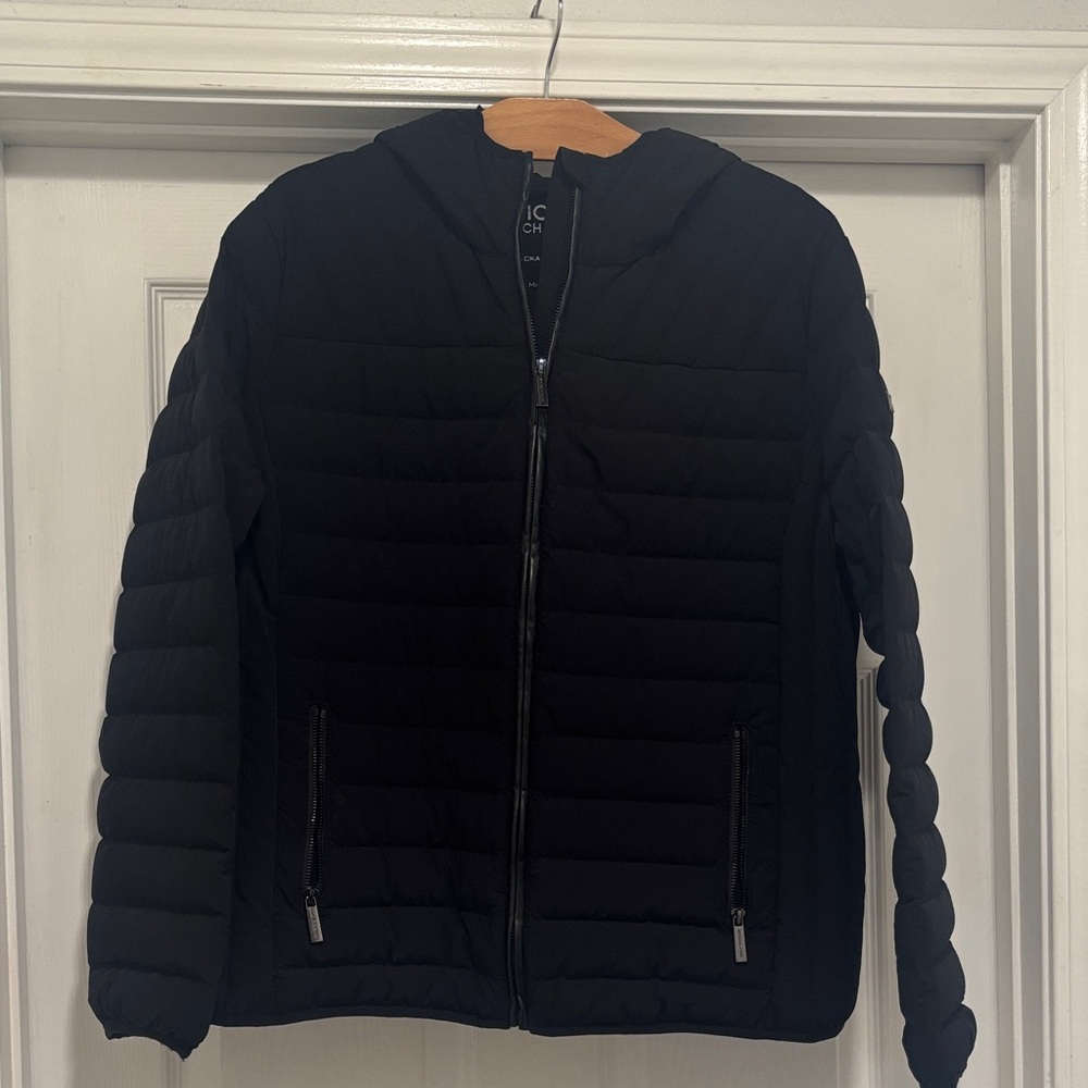 Michael Kors Woen's Classic Black Puffer Jacket with Hood.